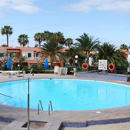 Cielo Azul Intenso Y Sol Radiante En Maspalomas San Bartolomé Exterior foto