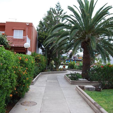 Cielo Azul Intenso Y Sol Radiante En Maspalomas San Bartolomé Exterior foto