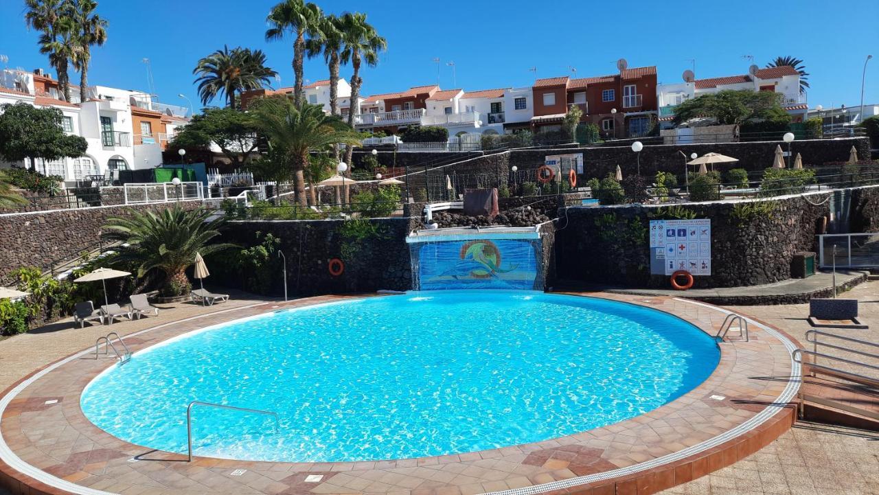 Cielo Azul Intenso Y Sol Radiante En Maspalomas San Bartolomé Exterior foto
